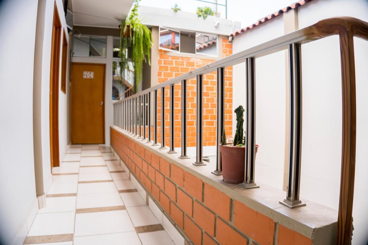 La Casa De Hiro Hotel Tarapoto Exterior foto